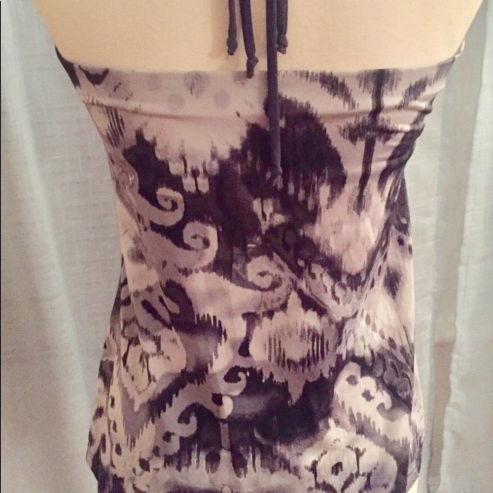 Cache Halter Top - Picture 4 of 5